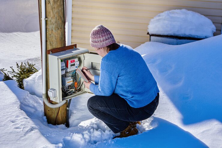 Ultimate Home Maintenance Checklist for Canadian Winters (Heating, Insulation, Safety)